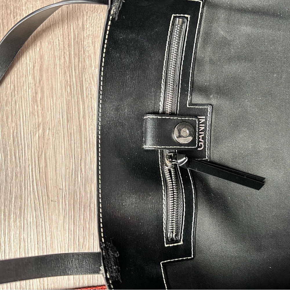 Ganni XL Patent Leather Black Tote Bag - Picture 7 of 9